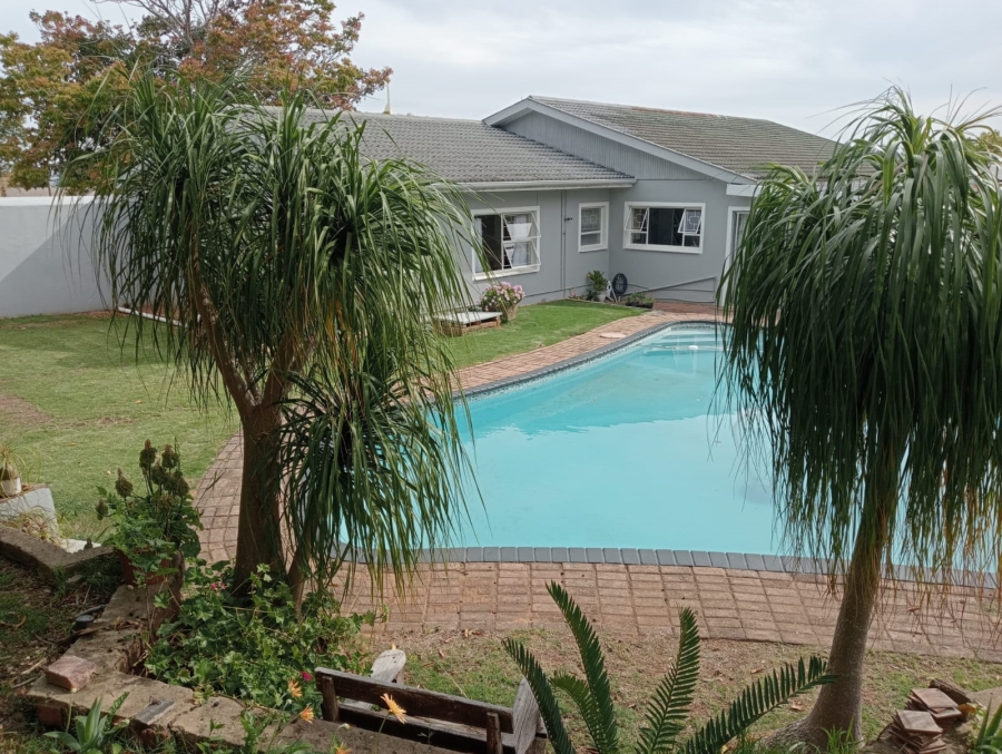 4 Bedroom Property for Sale in Vanes Estate Eastern Cape